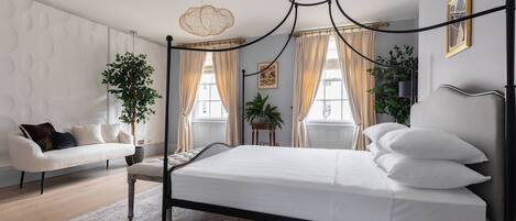 5 dormitoris, planxa i posts de planxar, wifi gratuïta i roba de llit