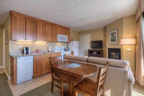 Uklassifisert bilde, 3 av 9, knapp