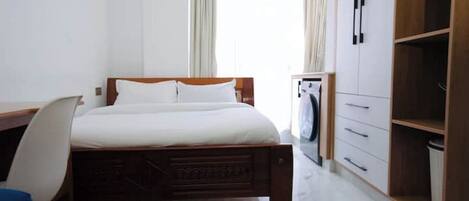 1 bedroom, iron/ironing board, Internet, bed sheets