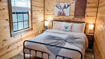 3 多间卧室、办公桌、免费 WiFi