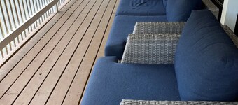 Charming 2-bedroom 2-bath cabin in Point Blank with lake access