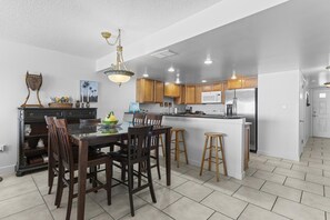 Condo, Multiple Beds (Sandpiper 412) | Dining