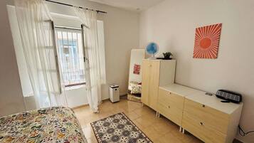 1 bedroom, iron/ironing board, free WiFi, bed sheets