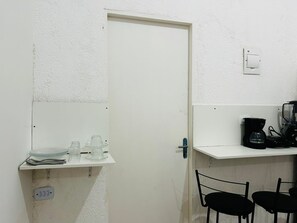 Studio 27 | Free WiFi