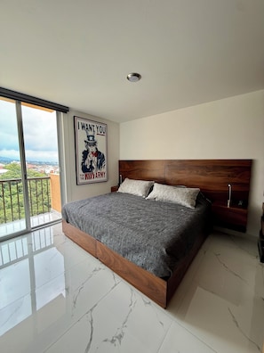 2 Schlafzimmer, Bügeleisen/Bügelbrett, kostenloses WLAN