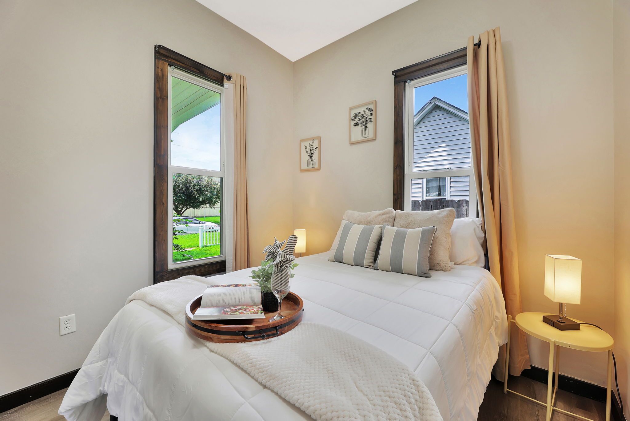 2 多间卧室、免费 WiFi、床单