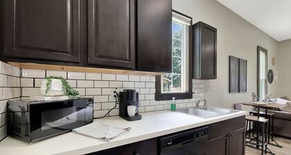 Pet Friendly Funky Bunky