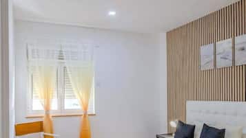 2 chambres, fer et planche à repasser, accès Internet, draps fournis