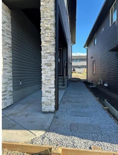 2 Bedroom Modern Comfort Calgary