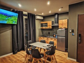 Dining - Executive Suite Apartment (Lamezia Terme)