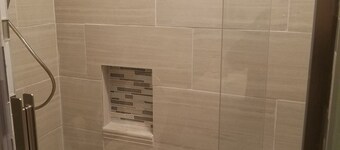 Spacious 5-bedroom hotel suites in marvelous Las Vegas