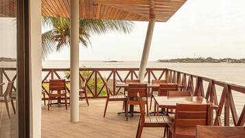 Desayuno buffet incluido todos los días