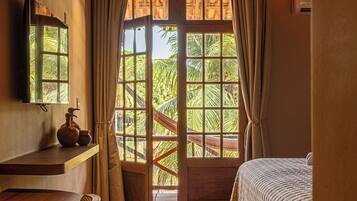 Quarto duplo luxo | Cofres nos quartos, Wi-Fi de cortesia