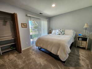 2 chambres, fer et planche à repasser, Wi-Fi gratuit, draps fournis