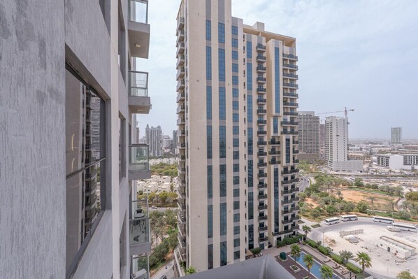 Property grounds - Vogue, JVC Jeewar by Badr near Circle Mall (Dubai)
