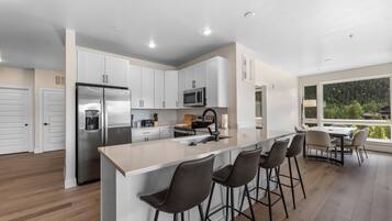 Apartment (3 Bedrooms) | Exterior