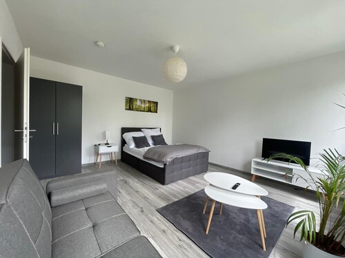 Sonnige Modern möblierte Wohnung im Herzen Salzgitters – all-inclusive!