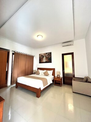 4 bedrooms, free WiFi, bed sheets