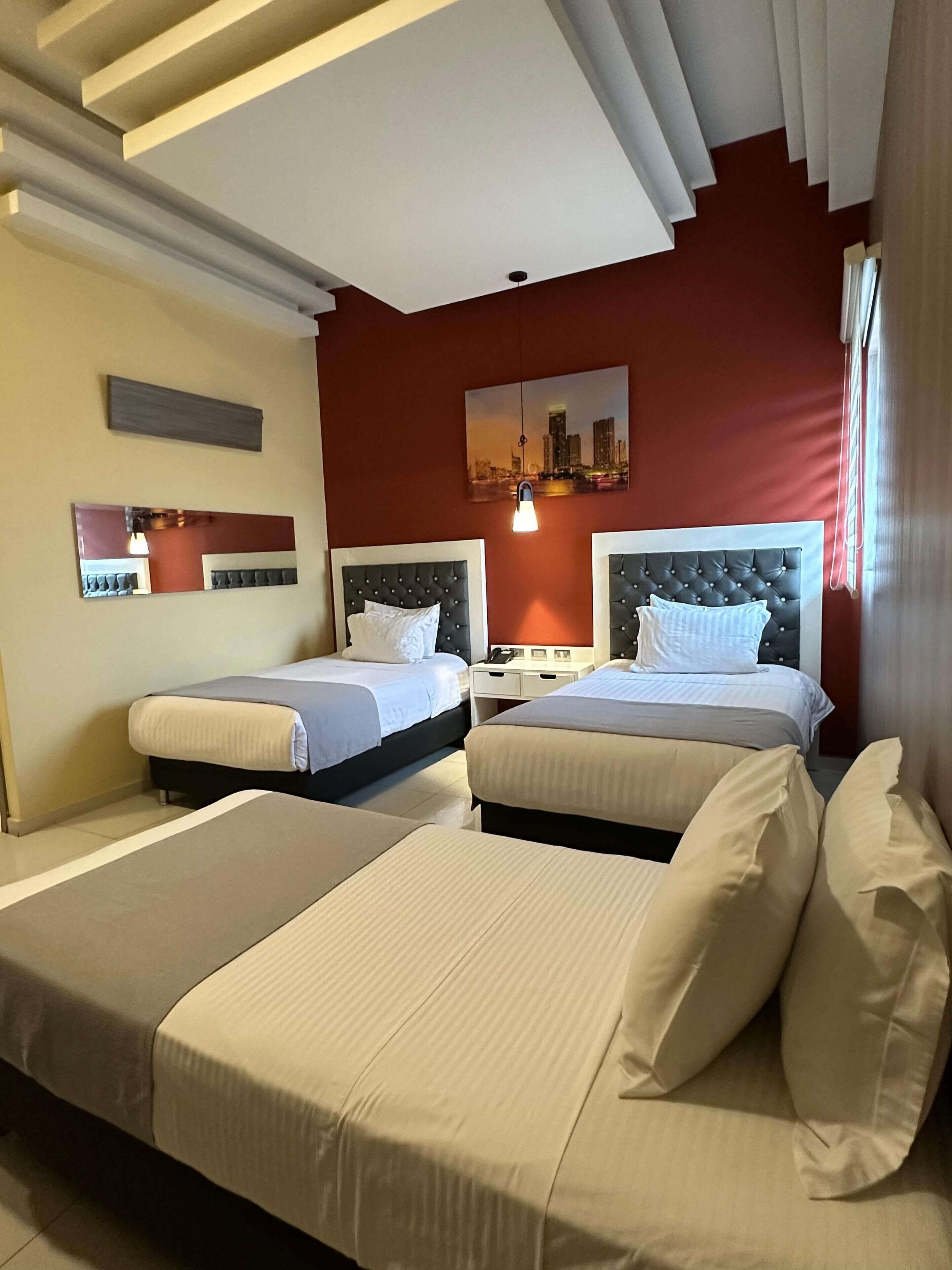 三人房, 城市景观 | 客房内保险箱、隔音、免费 WiFi