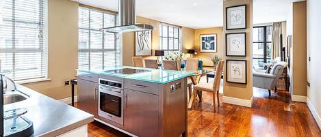 Fridge, microwave, oven, dishwasher