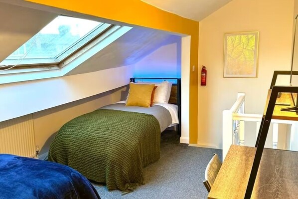 2 habitaciones, tabla de planchar con plancha y wifi gratis