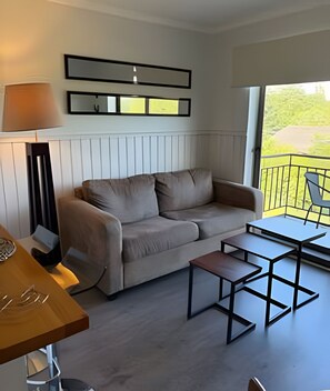 Apartment | Living area