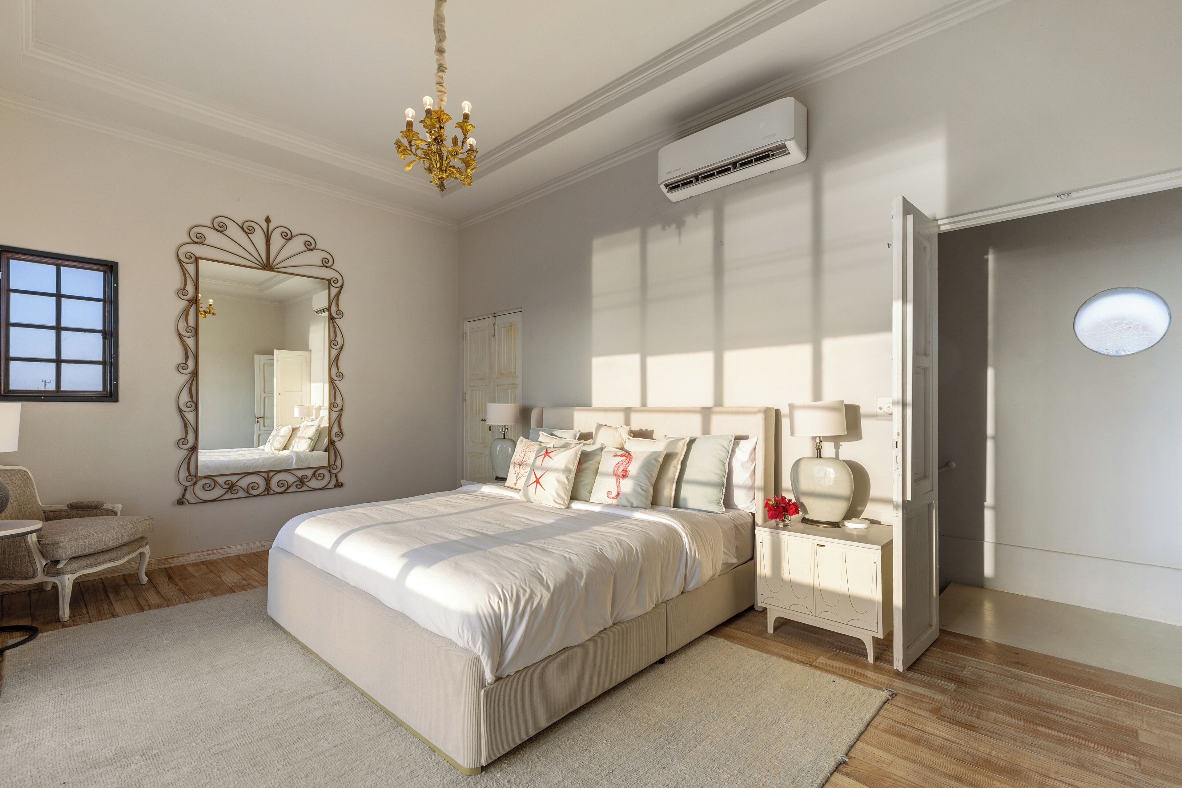 Deluxe Villa, Sea View | In-room safe, blackout drapes, free WiFi