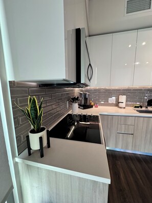 Microwave, oven, stovetop, dishwasher