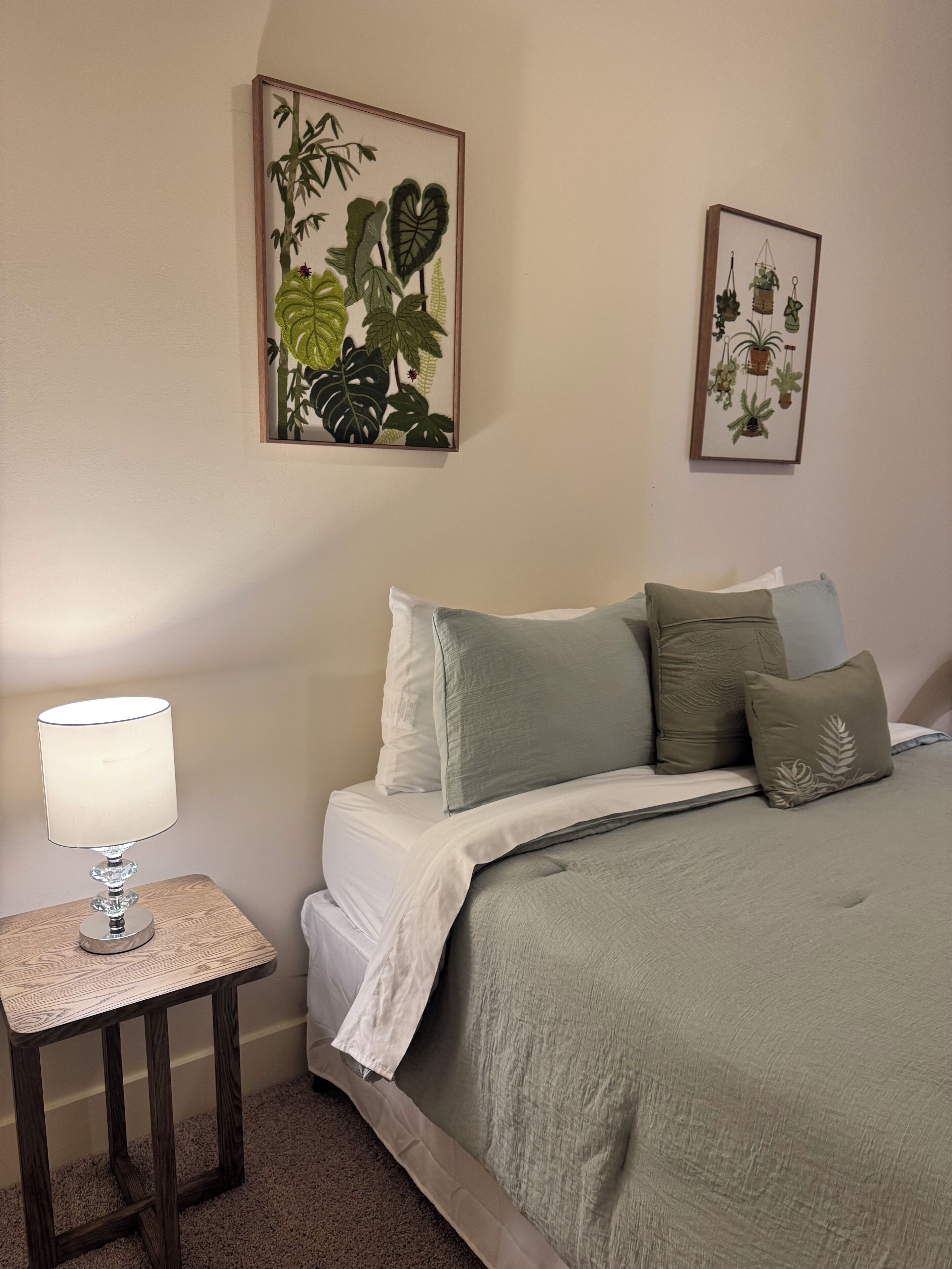 3 soverom, strykejern/-brett, wi-fi og sengetøy