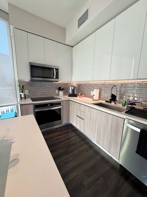 Microwave, oven, stovetop, dishwasher