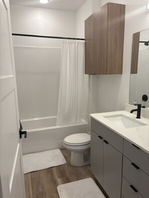 Towels - Nomad Flats in Teton Valley (Driggs)