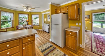 Lakeside Escape - 4BR/2BA Retreat 2hrs from Boston