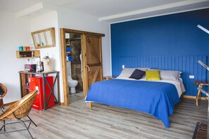 House, 1 King Bed, Vineyard View | In-room safe, free WiFi