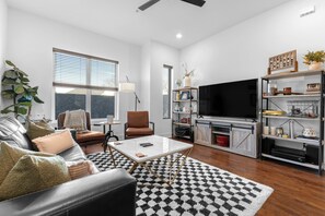 Smart TV, stereo, printers