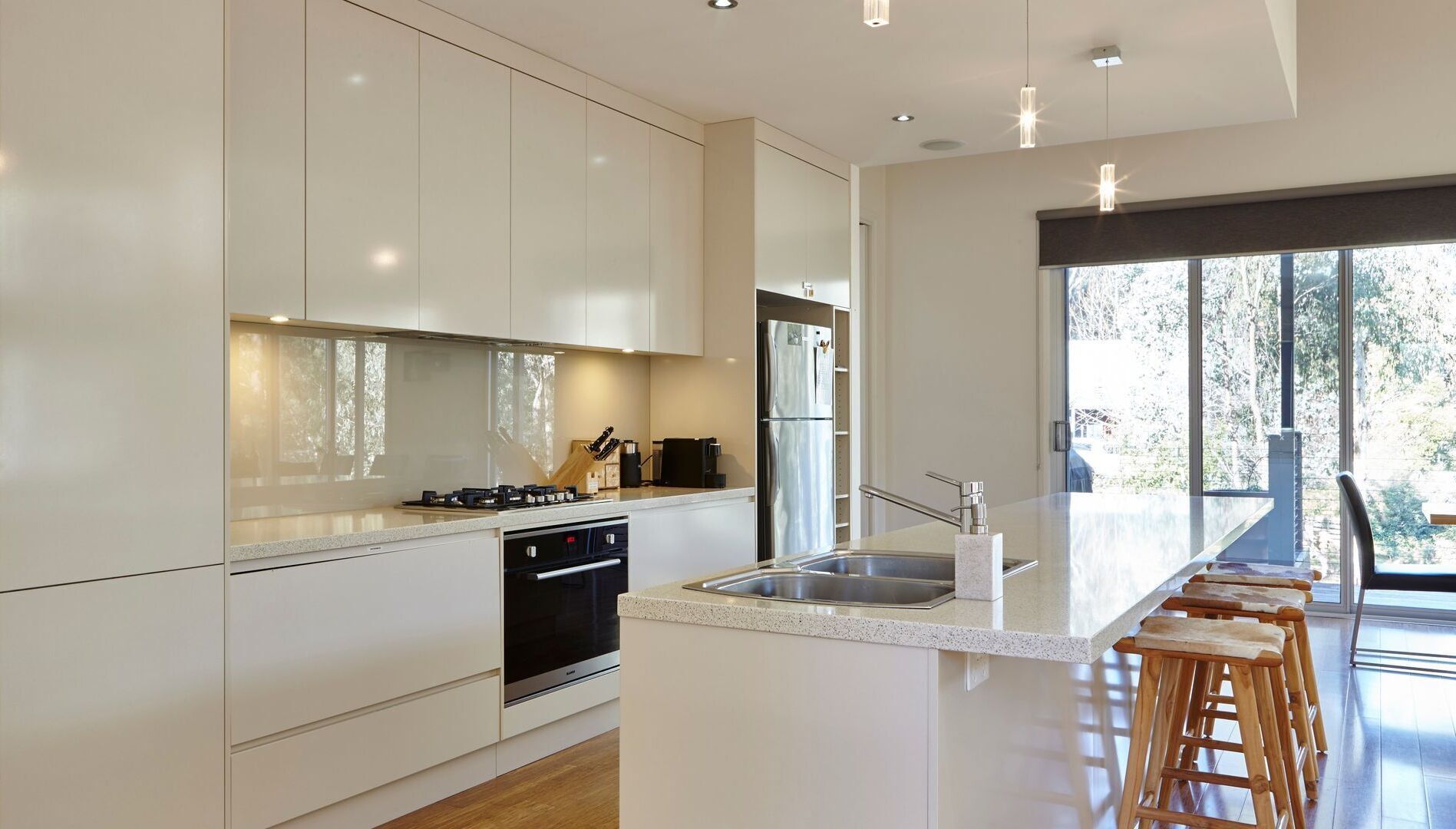 Fridge, microwave, oven, dishwasher