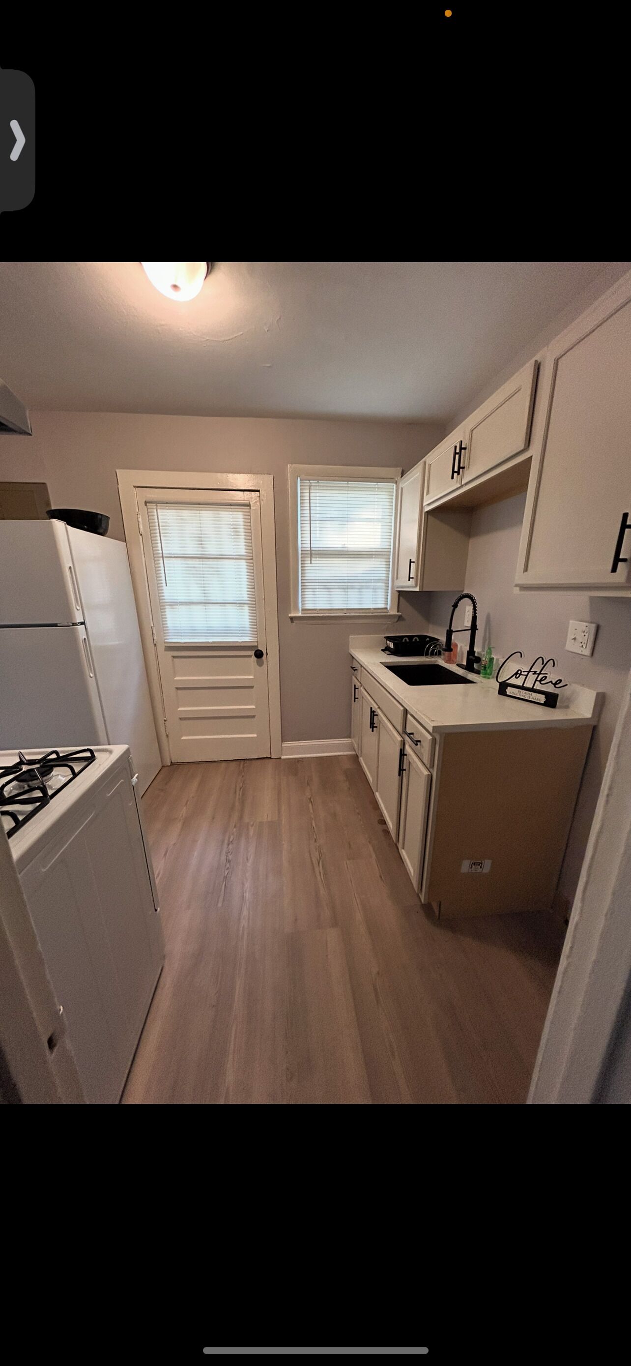 Microondas, horno y placa de cocina