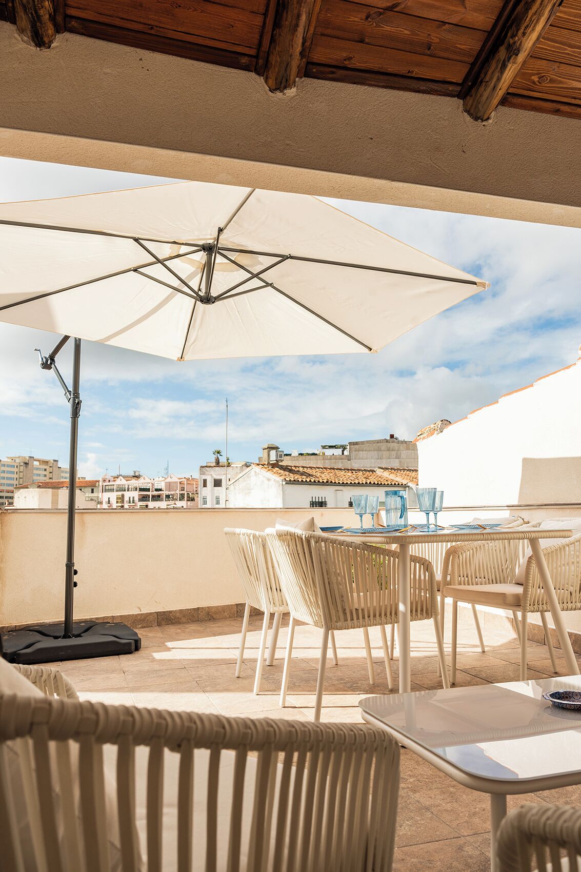 สตูดิโอ, เตียงควีนไซส์ 1 เตียง และโซฟาเบด, ห้องน้ำส่วนตัว, วิวเมือง | ลานระเบียง/นอกชาน