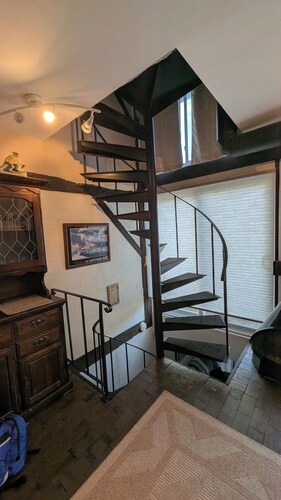 Charming 2-bedroom Mountain-side condo #11 at Greek Peak