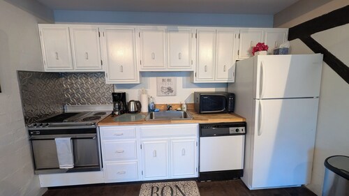 Charming 2-bedroom Mountain-side condo #11 at Greek Peak