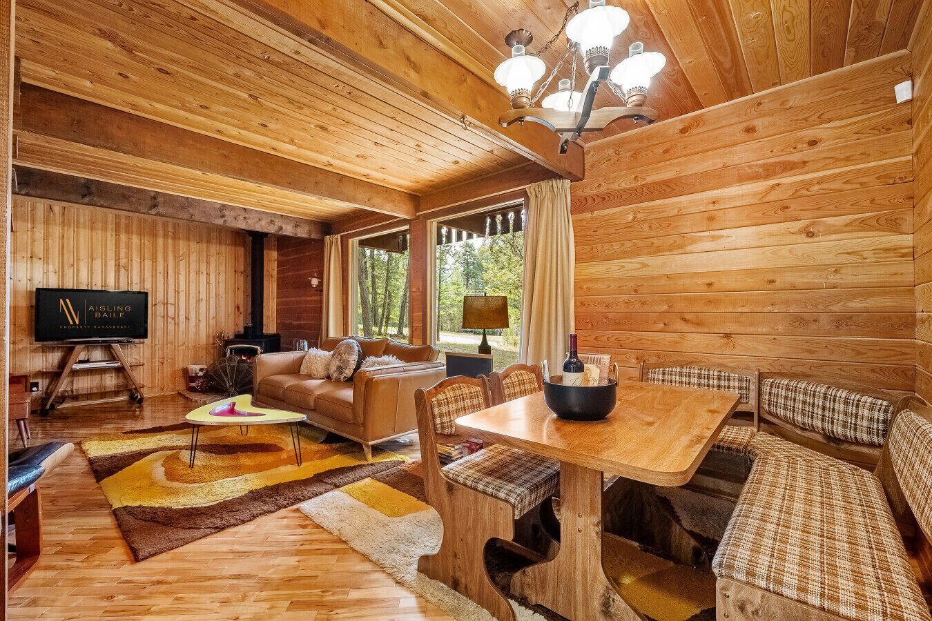 Dorothy In The Woods | Fire Pit | Fireplace | Yard - Alberta