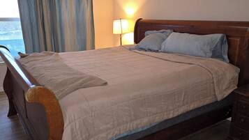 3 bedrooms, WiFi, bed sheets