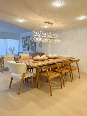 Dining - Freshly Renovated Coastal Stay • 2 Kings • Marina, Pool (Key Largo)