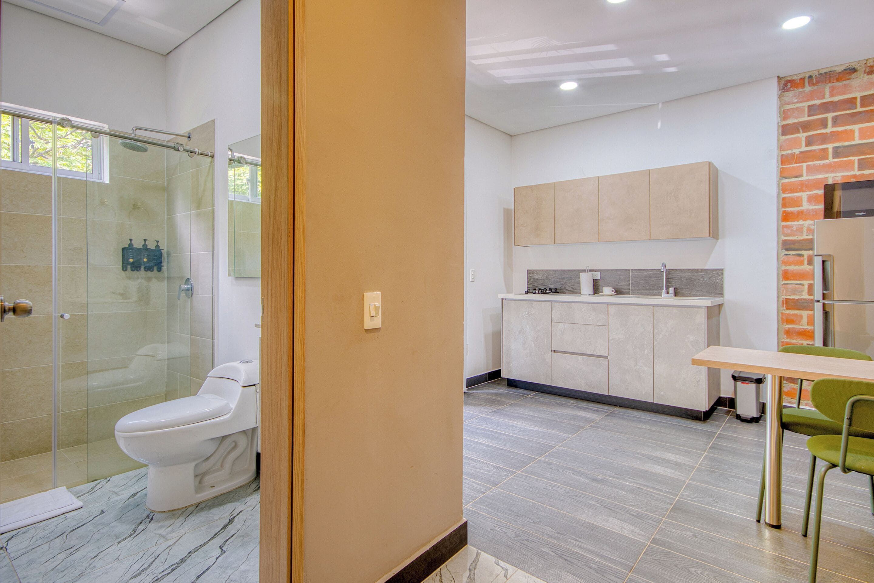 Exclusive Studio, Balcony, City View | Bathroom