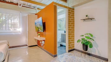 Classic Studio | Blackout drapes, iron/ironing board, free WiFi