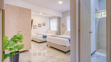 Exclusieve studio, balkon, uitzicht op stad | Verduisterende gordijnen, een strijkplank/strijkijzer, gratis wifi