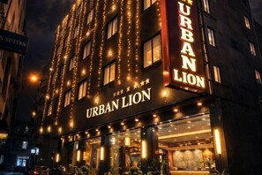 Exterior - Hotel Urban Lion - Delhi Airport (New Delhi)