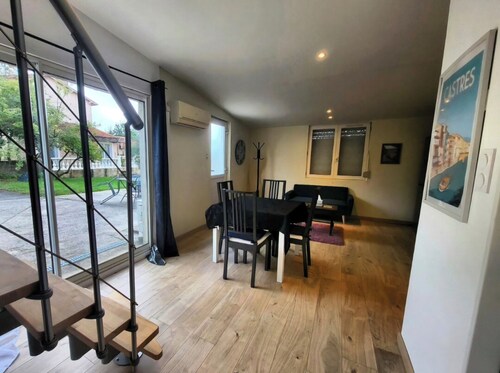 Maisonnette 48 m² private parking calm & comfort