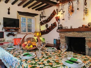 Dining - Historic Tuscan Home: Your Retreat in Lucca (Capannori)