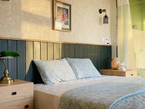 1 chambre, fer et planche à repasser, accès à Internet, literie fournie