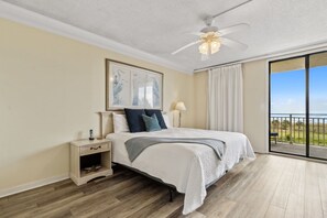 2 soverom, strykejern/-brett, reiseseng for barn og wi-fi